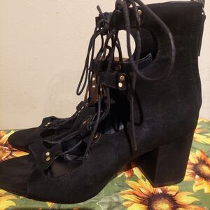 Zara Black Lace-Up Women's Shoes